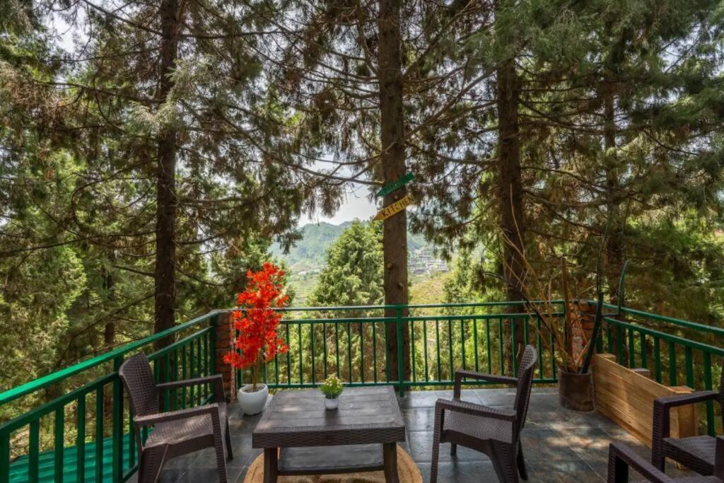 The Hill Story, Entire Chalet, Offbeat,Cozy Mussoorie Kültér fotó